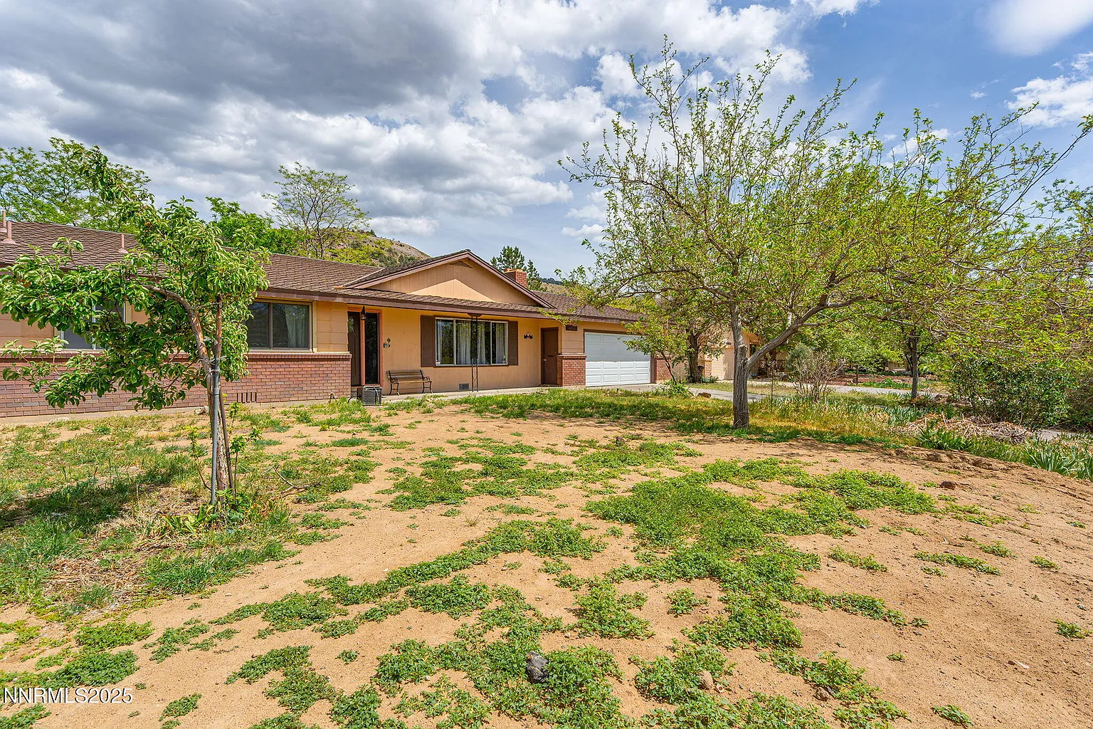 14590 Rancheros Dr photo 1