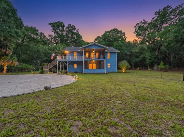 8567 Palmetto Rd, Edisto Island, SC 29438