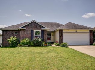 2220 W Deerfield St, Springfield, MO 65807