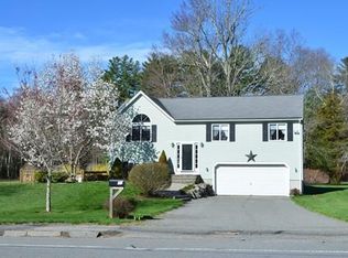 11 N Walker St, Taunton, MA 02780