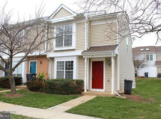 153 Edinburgh Sq, Sterling, VA 20164