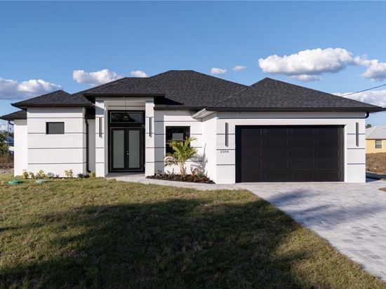 2506 36th St SW, Lehigh Acres, FL 33976