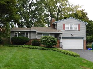 436 Corwin Rd, Rochester, NY 14610