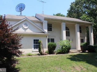 1704 Currant Ct, Williamstown, NJ 08094