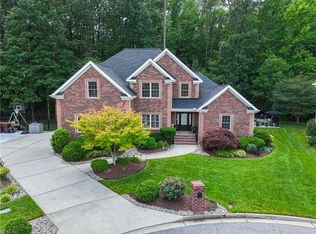 409 Torre Pine Ct, Chesapeake, VA 23322