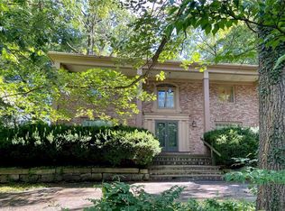 2198 Thurmont Rd, Akron, OH 44313