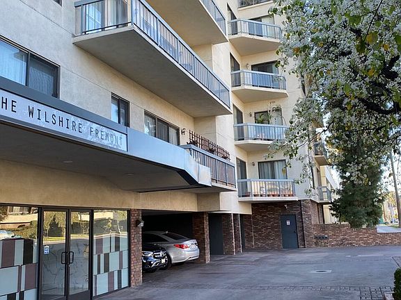 3rd image of 4460 Wilshire Blvd APT 508