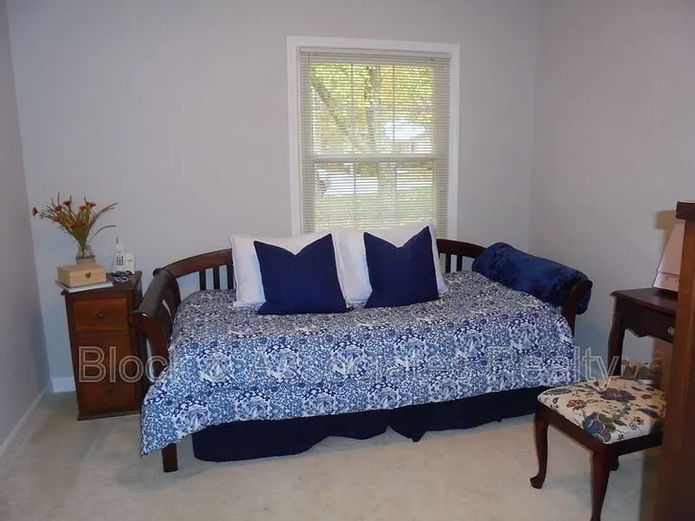 2314 Dover Pl — Photo 12