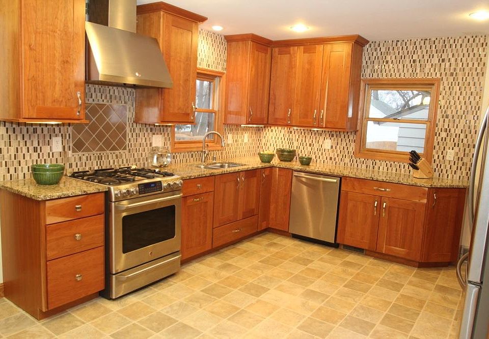 1st image of 2006 N 119th St