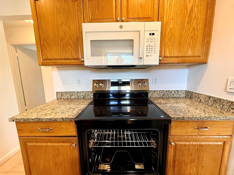 3362 SE Jefferson St — Photo 10