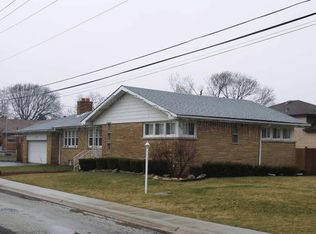 2720 Park St, Franklin Park, IL