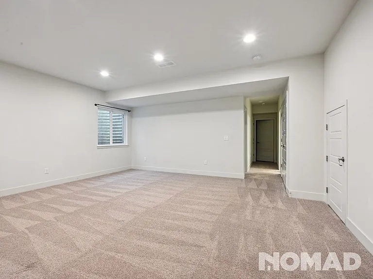 2592 Iola St — Photo 21