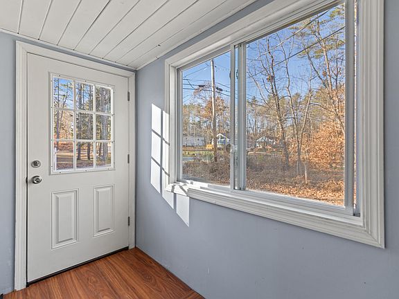 3rd image of 59 Pinecrest Circle