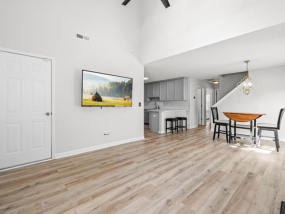 4th image of 5316 Roan Mountain Pl