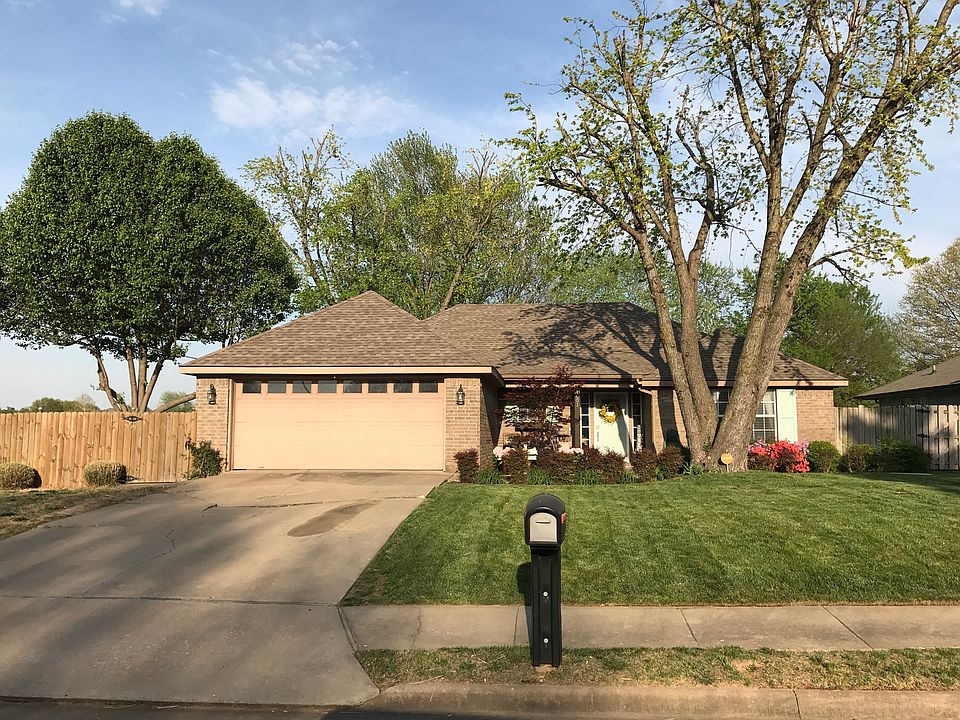 1st image of 1601 S Beth Dr