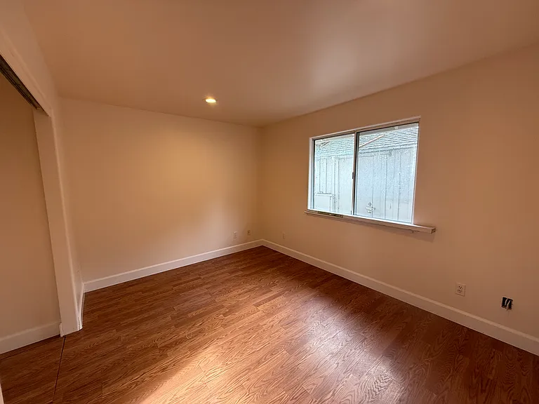 235 Katie Ln — Photo 8
