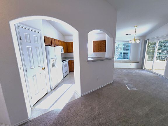 4th image of 3895 Riviera Grv APT 202