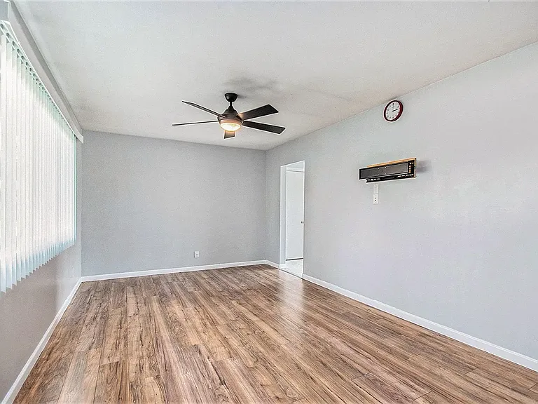2404 Hummel Dr — Photo 5