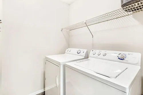 Southpark Commons Apartment Homes Photo 1