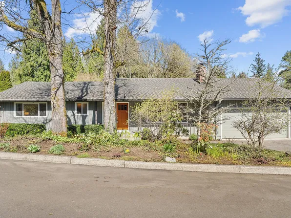 731 Briercliff Ln, Lake Oswego, OR 97034