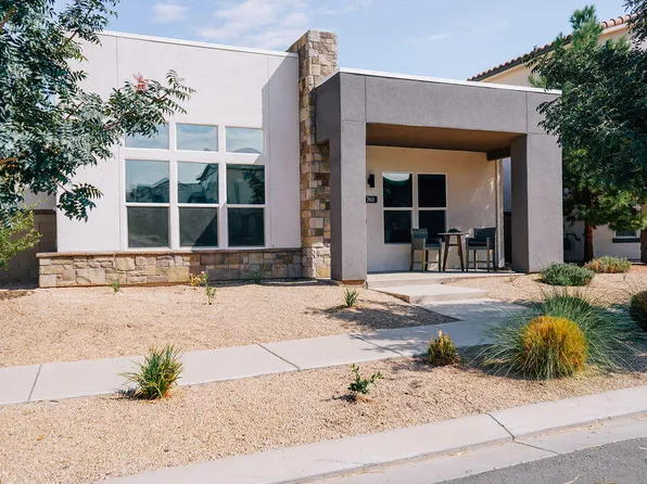 760 W Claystone Dr, Saint George, UT 84790