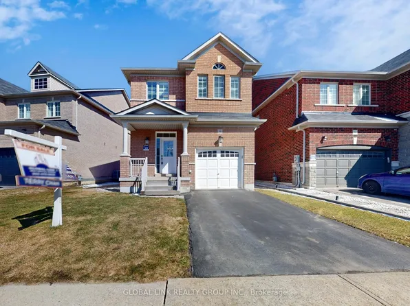 98 Wilf Morden Rd, Whitchurch Stouffville, ON L4A 0K1
