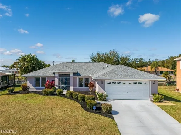 20 NE 8th Pl, Cape Coral, FL 33909