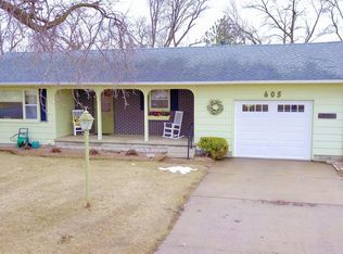 605 Lake Shore Dr, Sauk Centre, MN 56378