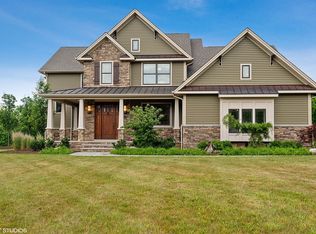 4 Laurel Ct, Hackettstown, NJ 07840