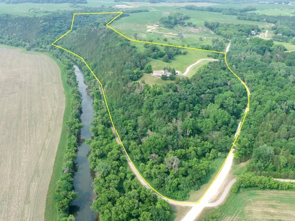 32545 Grit Rd, Lanesboro, MN 55949
