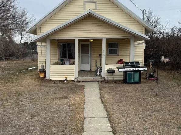 213 S D St, Bridger, MT 59014