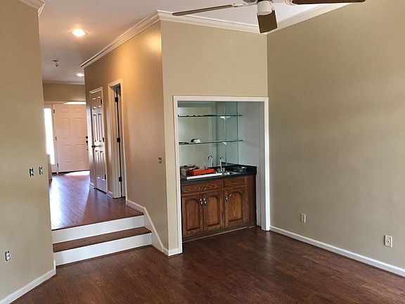 Wet-Bar