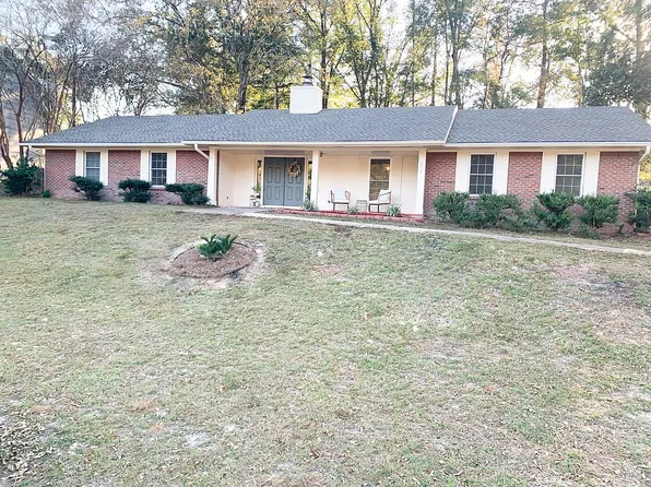 206 Harrand Creek Dr, Enterprise, AL 36330