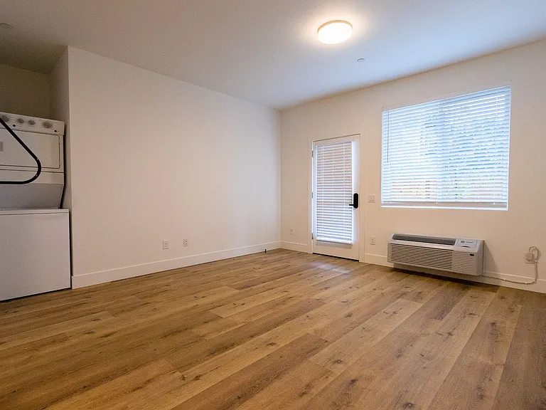 8080 N Willamette Blvd — Photo 5