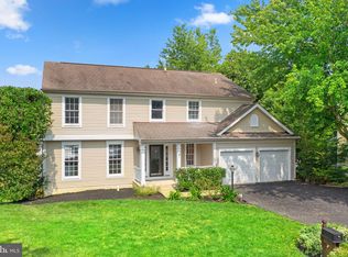 3822 Jocelyn Dr, Woodbridge, VA 22192