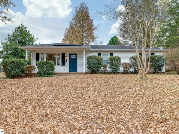12 Rawood Dr, Travelers Rest, SC 29690