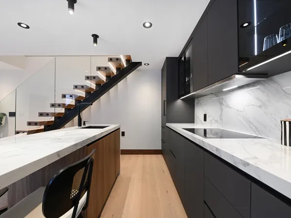 91 Hancock Avenue image 7 of 16