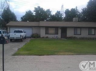 16437 Llanada Ave, Victorville, CA 92394
