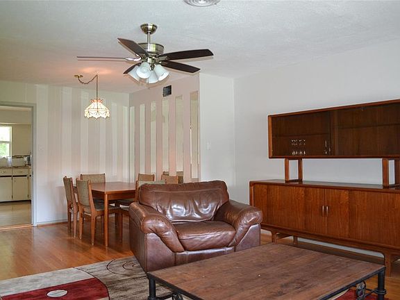 4th image of 5806 Hornwood Dr