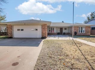 3213 92nd St, Lubbock, TX 79423