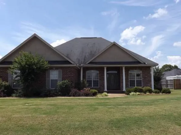 110 Melissa Robyn Rd, Deatsville, AL 36022