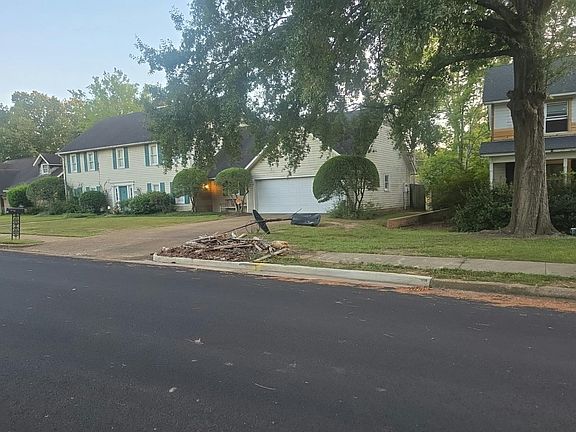2nd image of 1055 Northpointe Dr