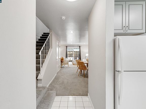 2nd image of 3905 Clayton Rd APT 37