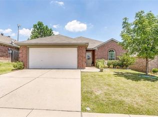 2405 Colter Ct, Fort Worth, TX 76108