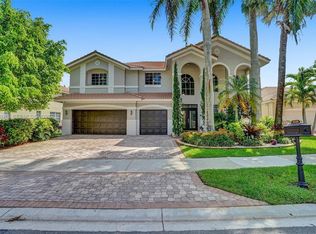 2526 Hunters Run Way, Fort Lauderdale, FL 33327