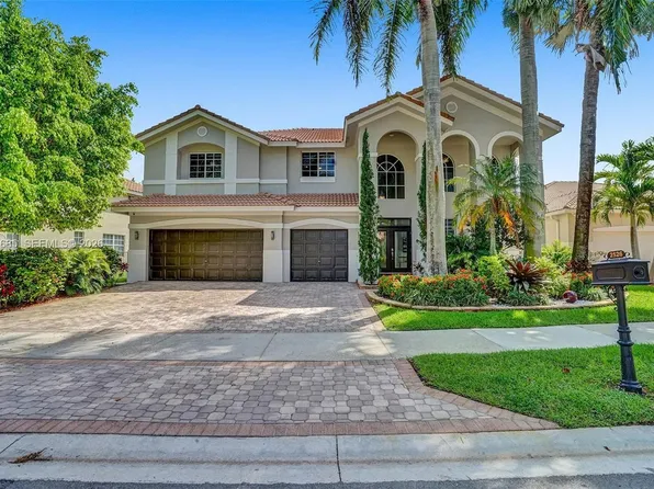 2526 Hunters Run Way, Fort Lauderdale, FL 33327
