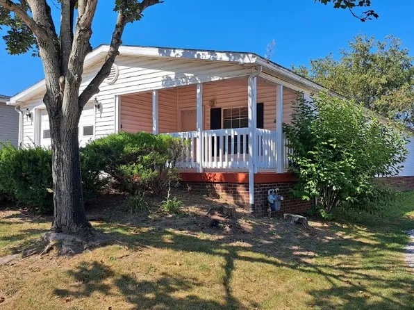 168 Rock Lake Dr, Zelienople, PA 16063
