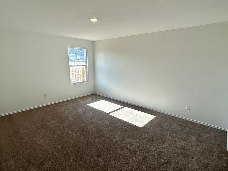 5974 Companion Loop — Photo 10