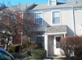 407 Snowflake Cir, Norristown, PA 19403