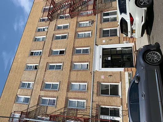 Rented by Lev Mavashev, LREB | media 15